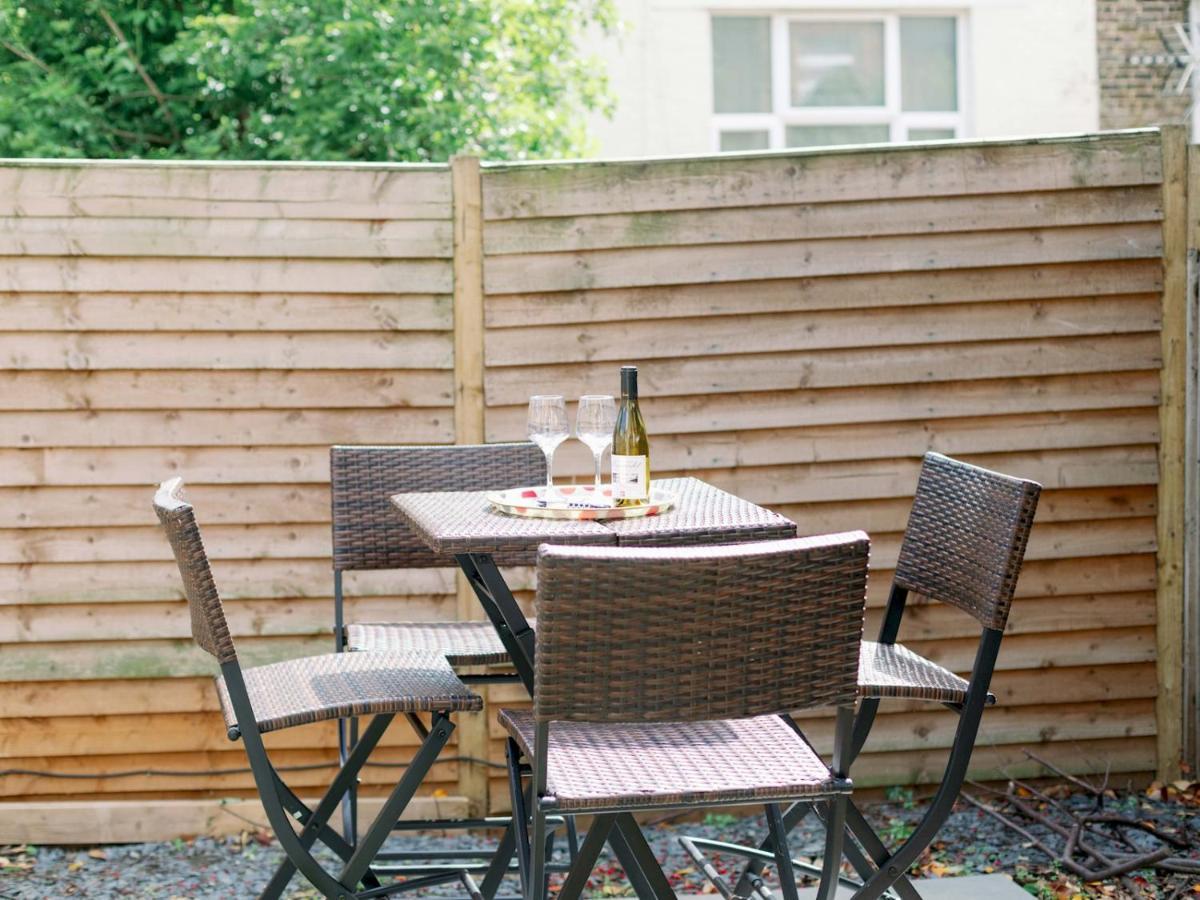 Pass The Keys Recently Renovated 1Br Flat With Private Garden In South London Exterior photo