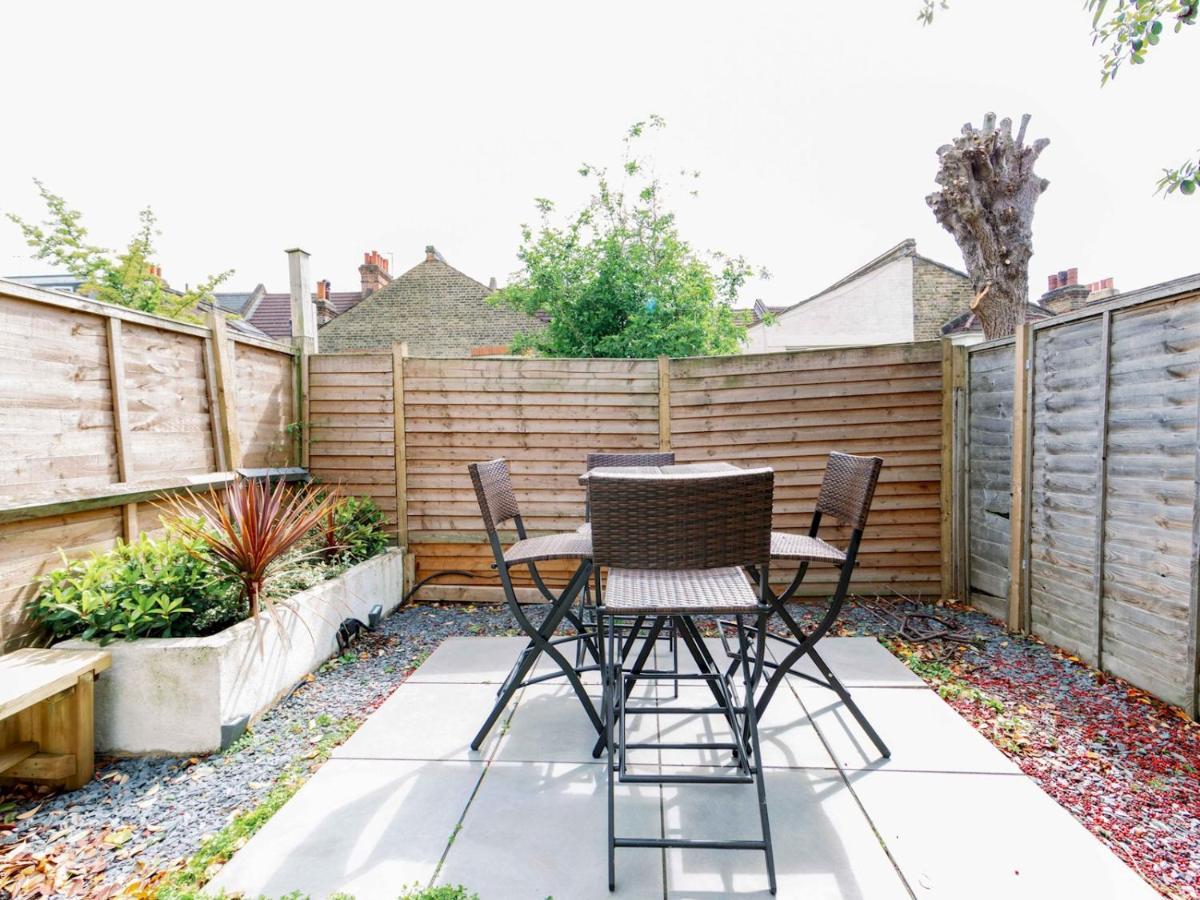 Pass The Keys Recently Renovated 1Br Flat With Private Garden In South London Exterior photo
